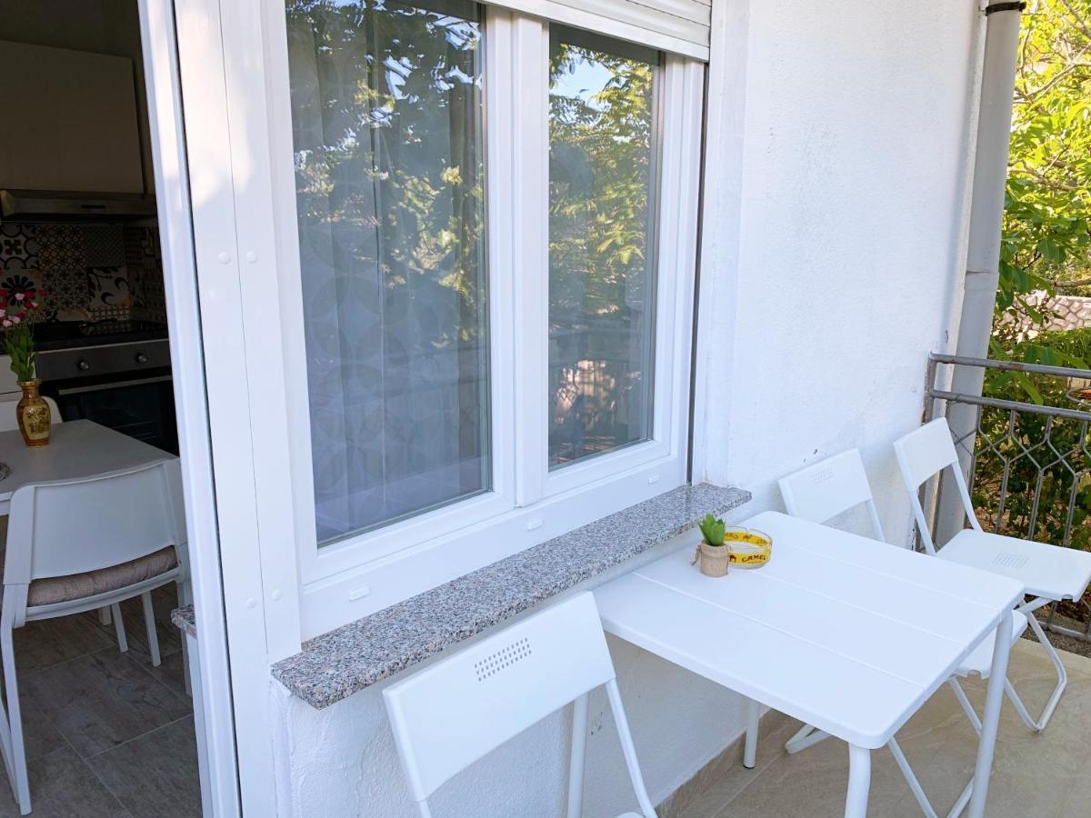 Apartment Gardenview - New! Krk Town Extérieur photo