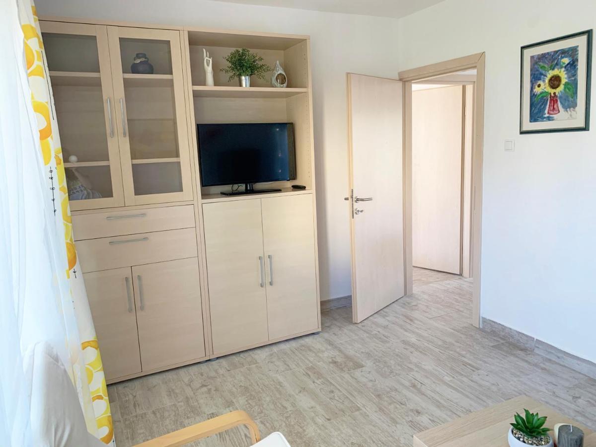 Apartment Gardenview - New! Krk Town Extérieur photo